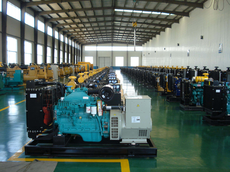 凤翔租赁发电机-柴油发电机组冒蓝烟、冒黑烟、冒白烟故障分析