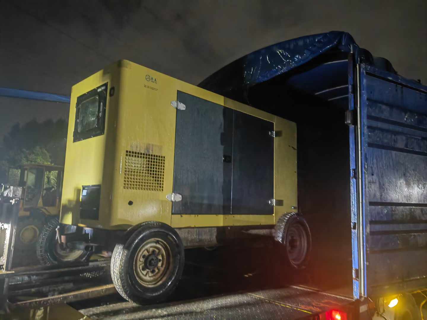 凤翔如何根据负载特性选择合适的柴油发电机？