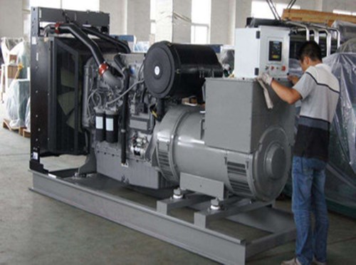 凤翔柴油发电机组和储能设备配合使用的案例