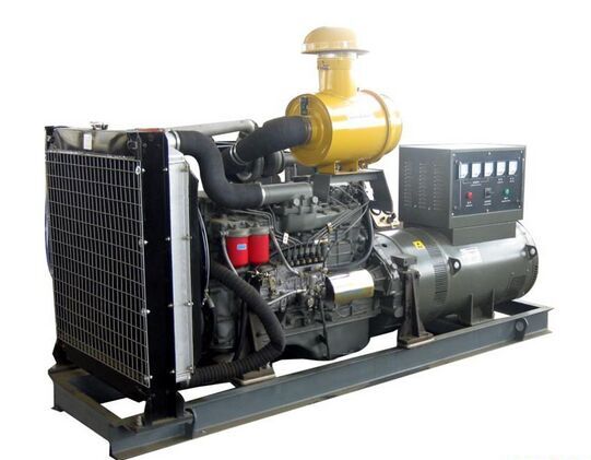 凤翔汽油发电机组冬季保养时，燃油系统需要注意什么？